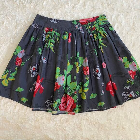 Lux Women's Circle Mini Skirt Size Small High Rise Floral Pleated Fit and Flare - Picture 1 of 10
